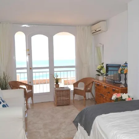 Studio Marina Ii Апартаменты Нерха